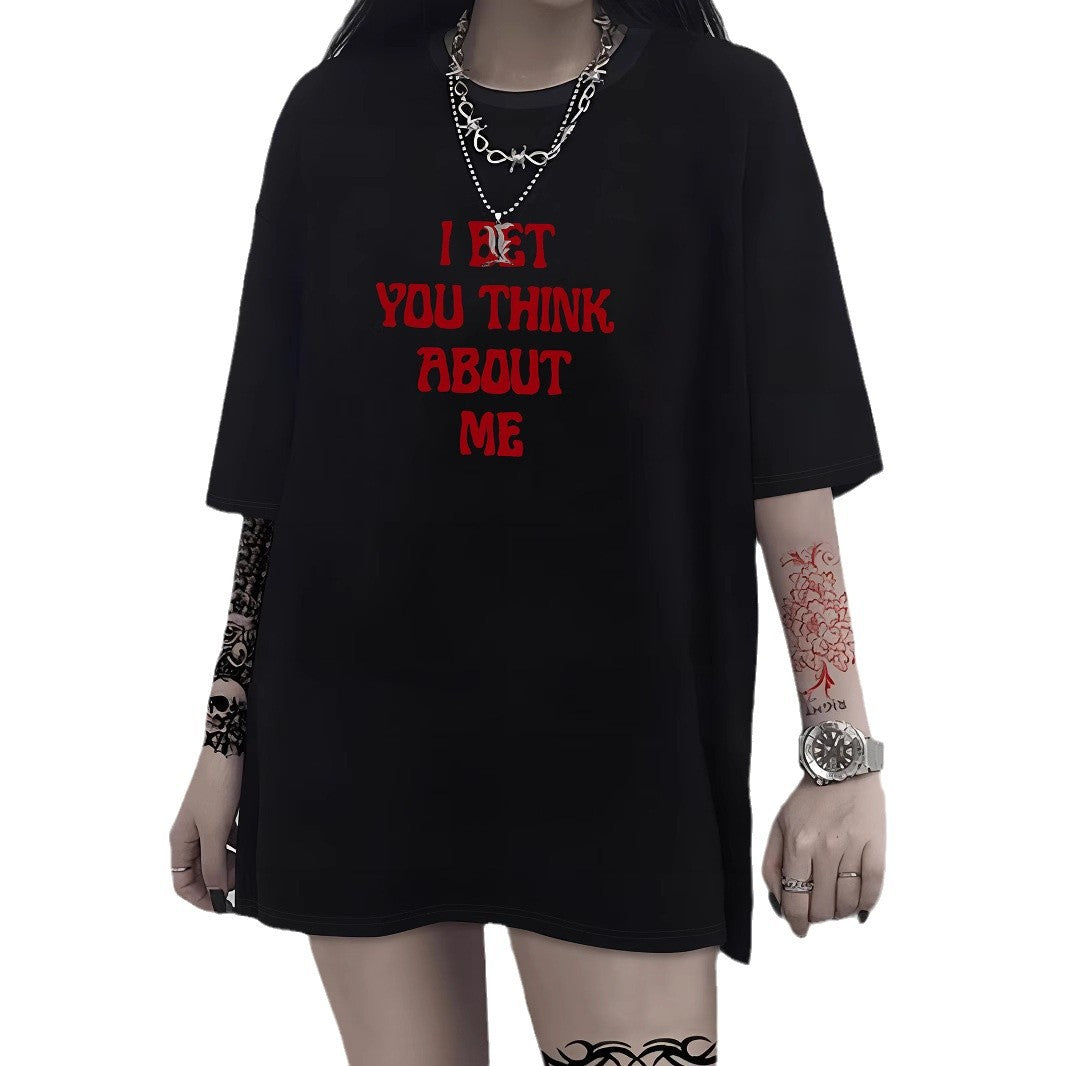 Damen T-Shirt mit kreativem Katzenmotiv und verspielter Schleife R&B