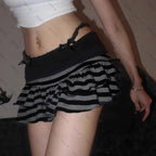 Damen Rüschenshorts mit gestreiftem Design und elastischem Bund R&B