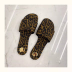 Damen Zehentrenner-Sandalen mit animalischem Print und elegantem Riemendesign R&B