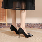 Damen Elegante High Heels mit glitzerndem Schleifen-Detail und spitzem Zehenbereich R&B