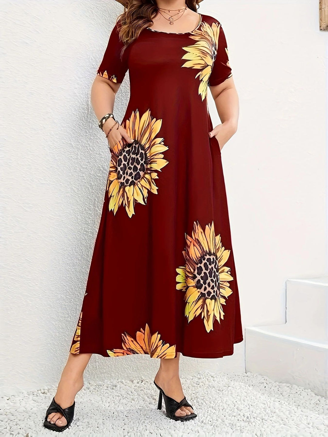 Damen Sommerliches Maxikleid mit floralem Sonnenblumenmuster und praktischen Taschen R&B