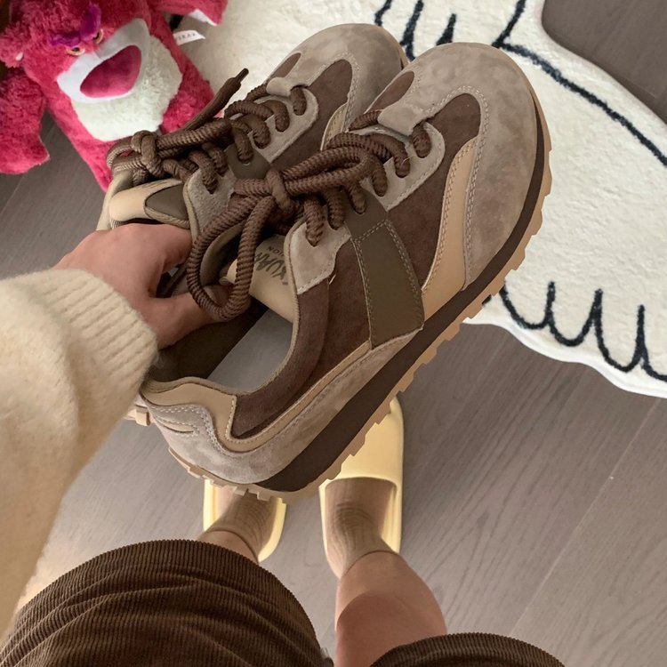 Damen Sportliche Retro Sneakers mit hochqualitativem Obermaterial und dämpfender Sohle R&B