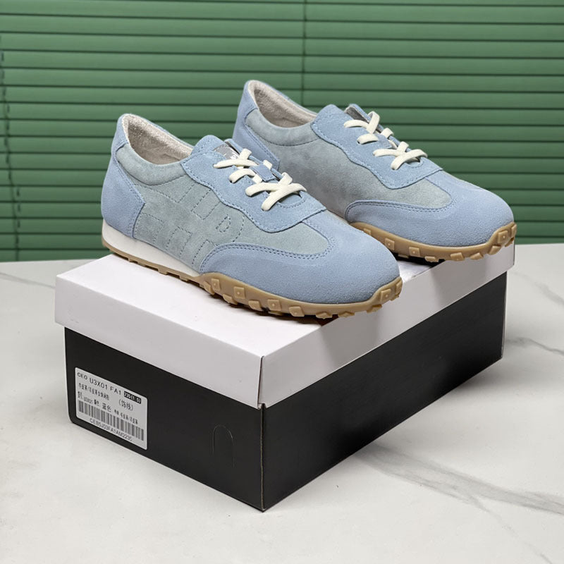 Damen Sportliche Sneaker mit hochwertigem Wildleder-Obermaterial und rutschfester Sohle