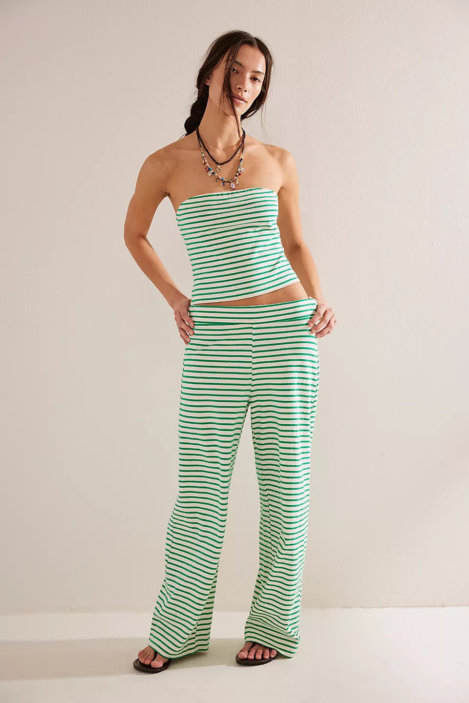Damen lässiges Loungewear-Set mit geripptem Oberteil und weiten Hosen R&B