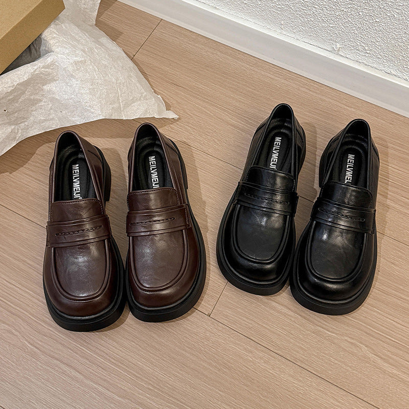 Damen modische und komfortable Loafers mit eleganter Lederoberfläche R&B