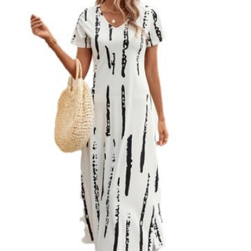 Damen Maxikleid mit modernem Grafikdesign und praktischen Seitenschlitzen R&B