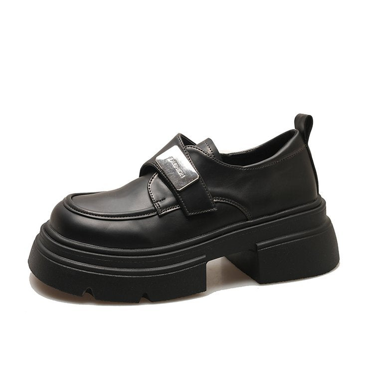 Damen elegante Loafers mit Metallakzent und robuster Sohle R&B