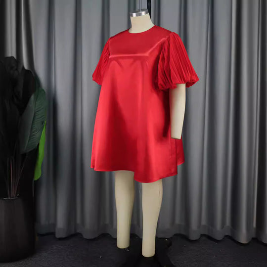Damen exklusives Satin Kleid mit elegantem Rüschensaum R&B