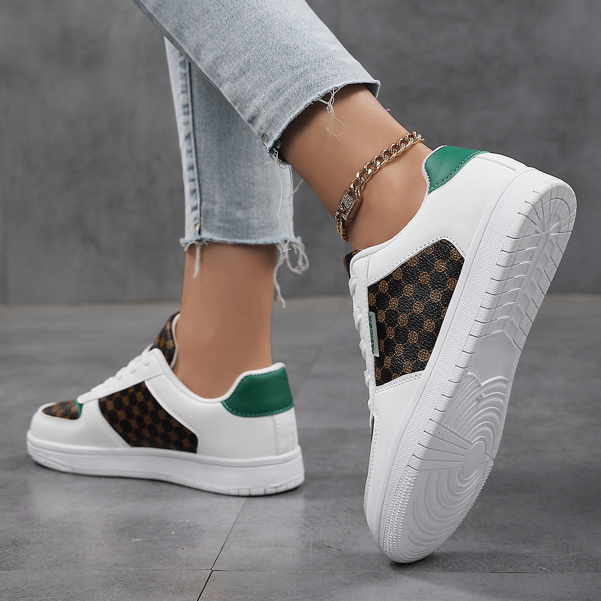 Damen Modische Sneakers mit trendigem Design und atmungsaktiver Oberfläche