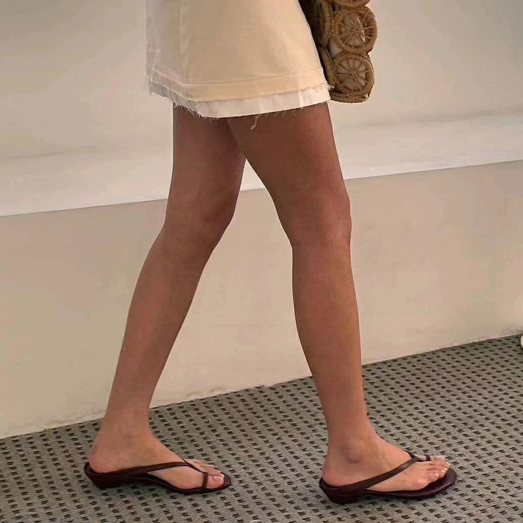 Damen elegante Zehentrenner-Sandaletten mit minimalistischem Design und modischem Riemen R&B