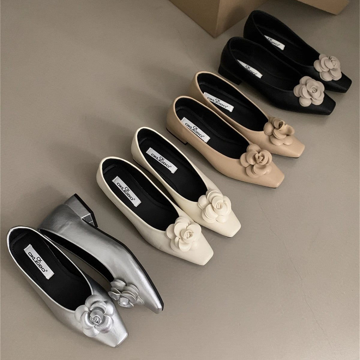Damen Ballerina-Pumps mit dekorativem Blumendetail R&B