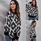 Damen Gemusterter Strickpullover mit floralem Design und hohem Kragen R&B