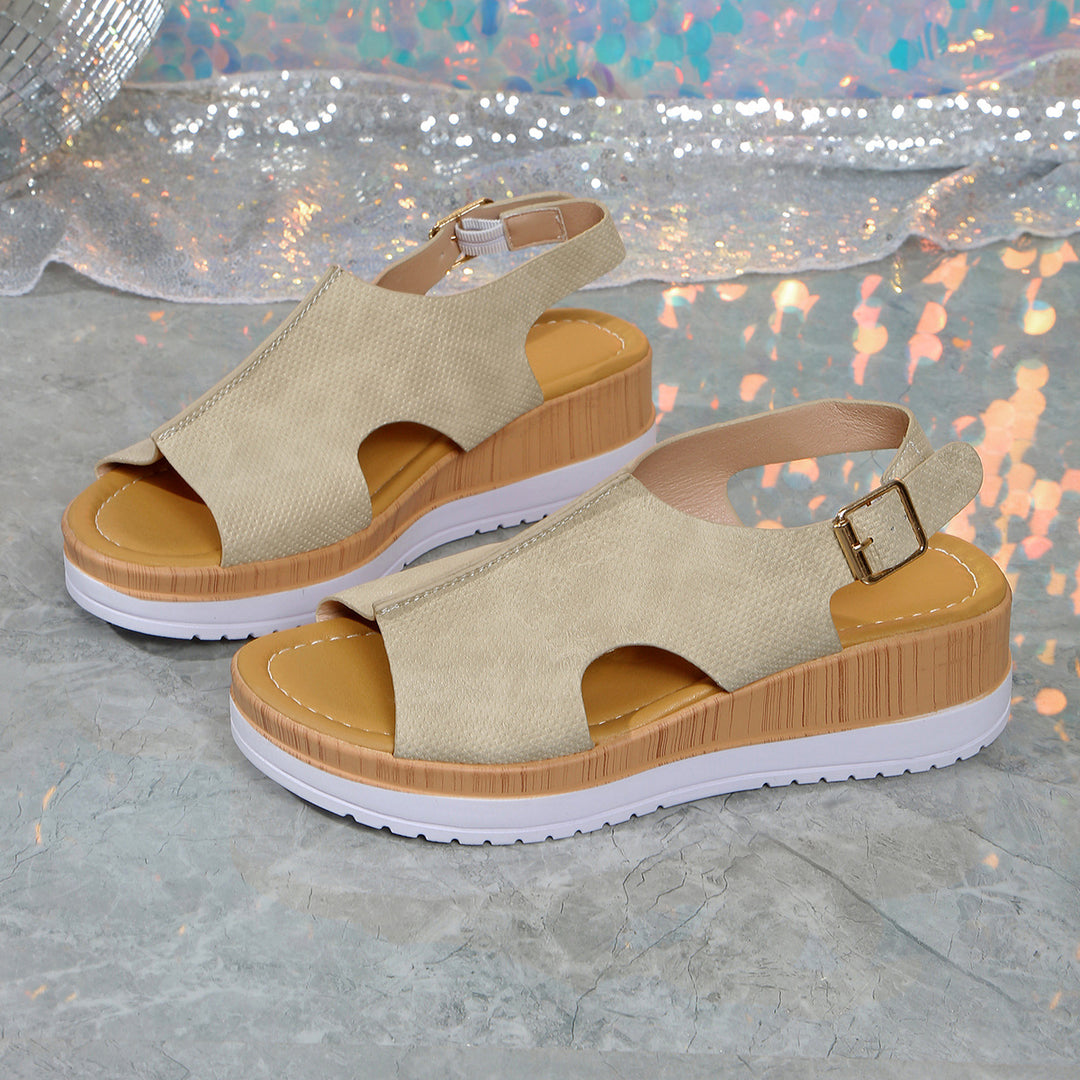 Damen Wedge-Sandalen mit perforiertem Obermaterial und verstellbarem Riemen R&B