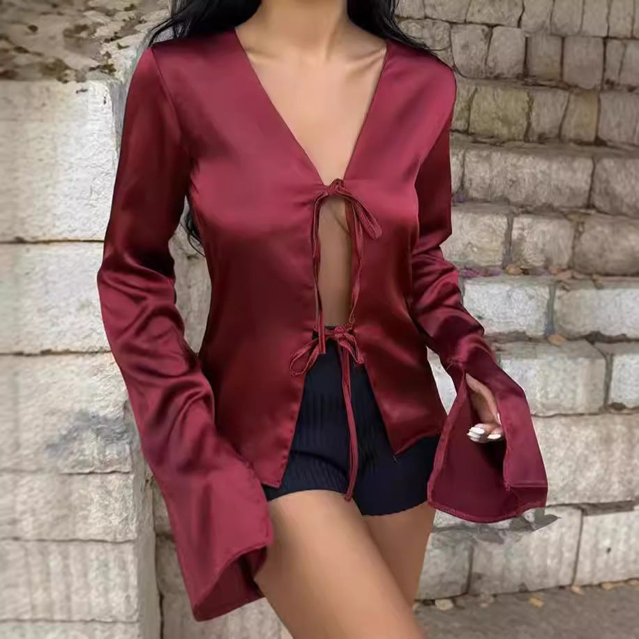 Damen Satin-Bluse mit tiefem V-Ausschnitt und Bindebändern R&B