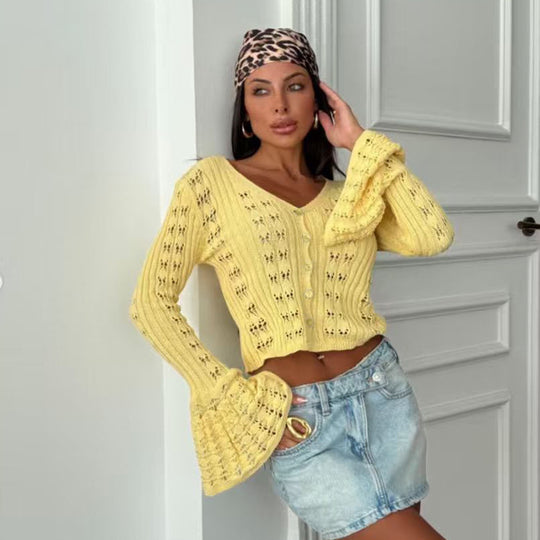 Damen Strickjacke im filigranen Design mit herzförmigen Ausschnitten R&B
