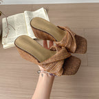 Damen Elegante und komfortable Wedgesandalen mit modischem Knöchelriemen EB