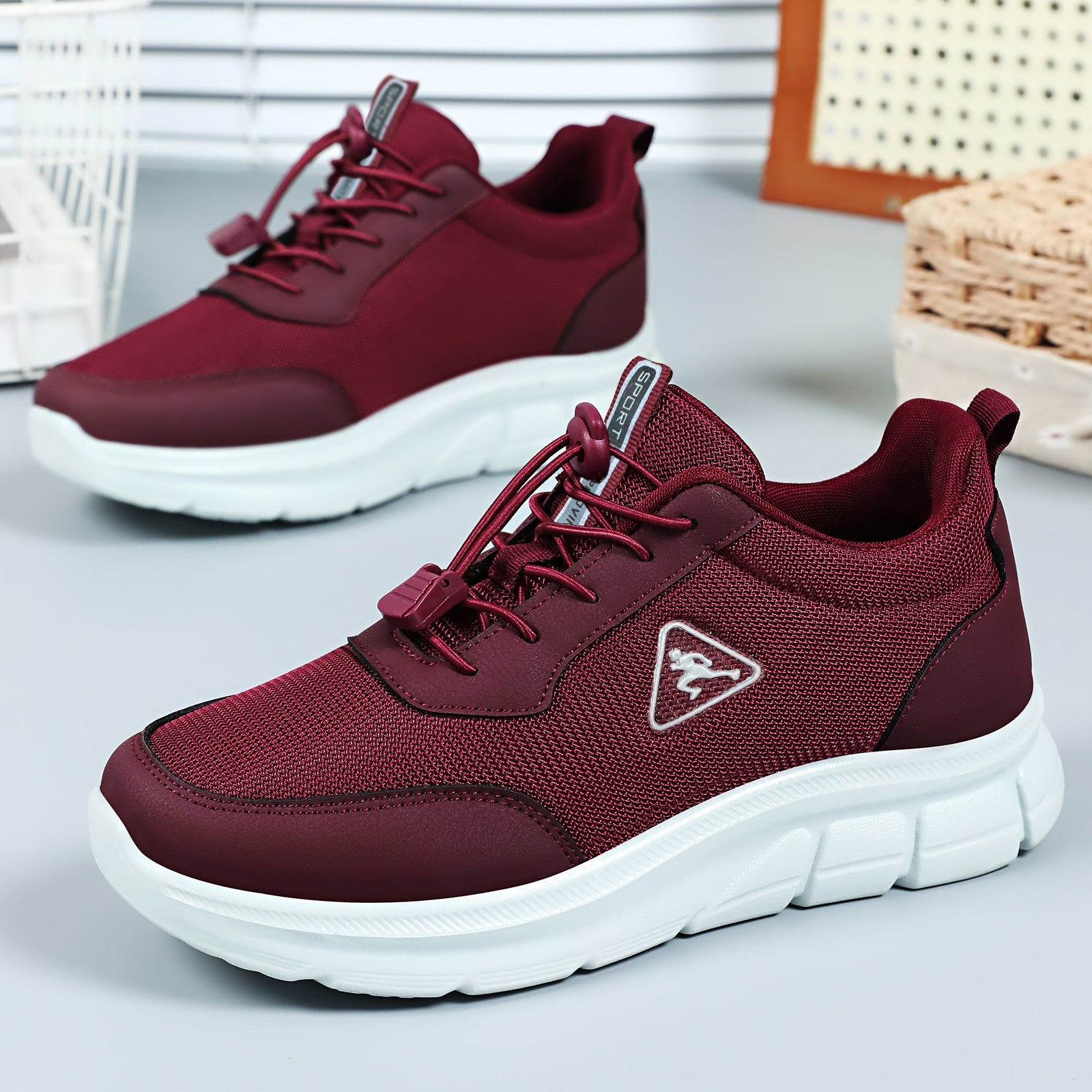 Damen Sportliche Laufschuhe mit elastischem Schnellschnürsystem R&B