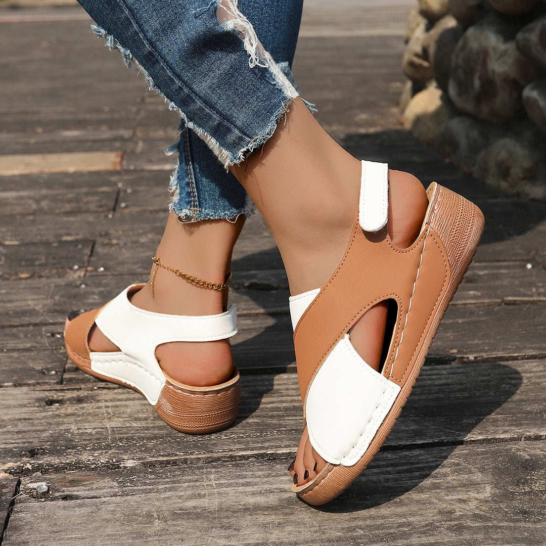 Damen Wedge-Pantoletten mit elegantem Kreuzriemen und rutschfester Sohle R&B
