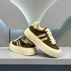 Damen Sneakers mit hohem Plateau und weicher Obermaterialkombination R&B