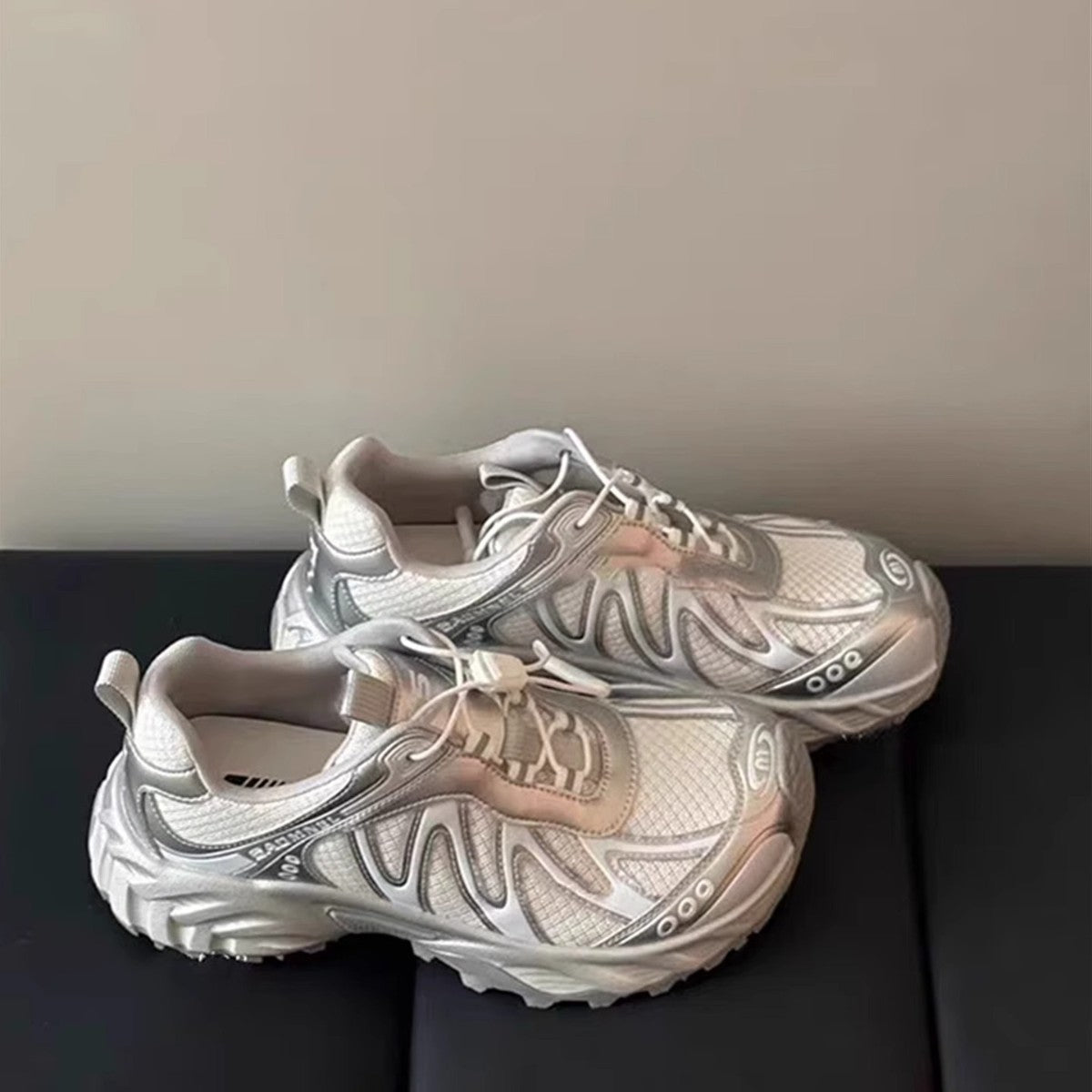 Damen modische Laufschuhe mit stoßdämpfender Sohle und atmungsaktivem Obermaterial R&B
