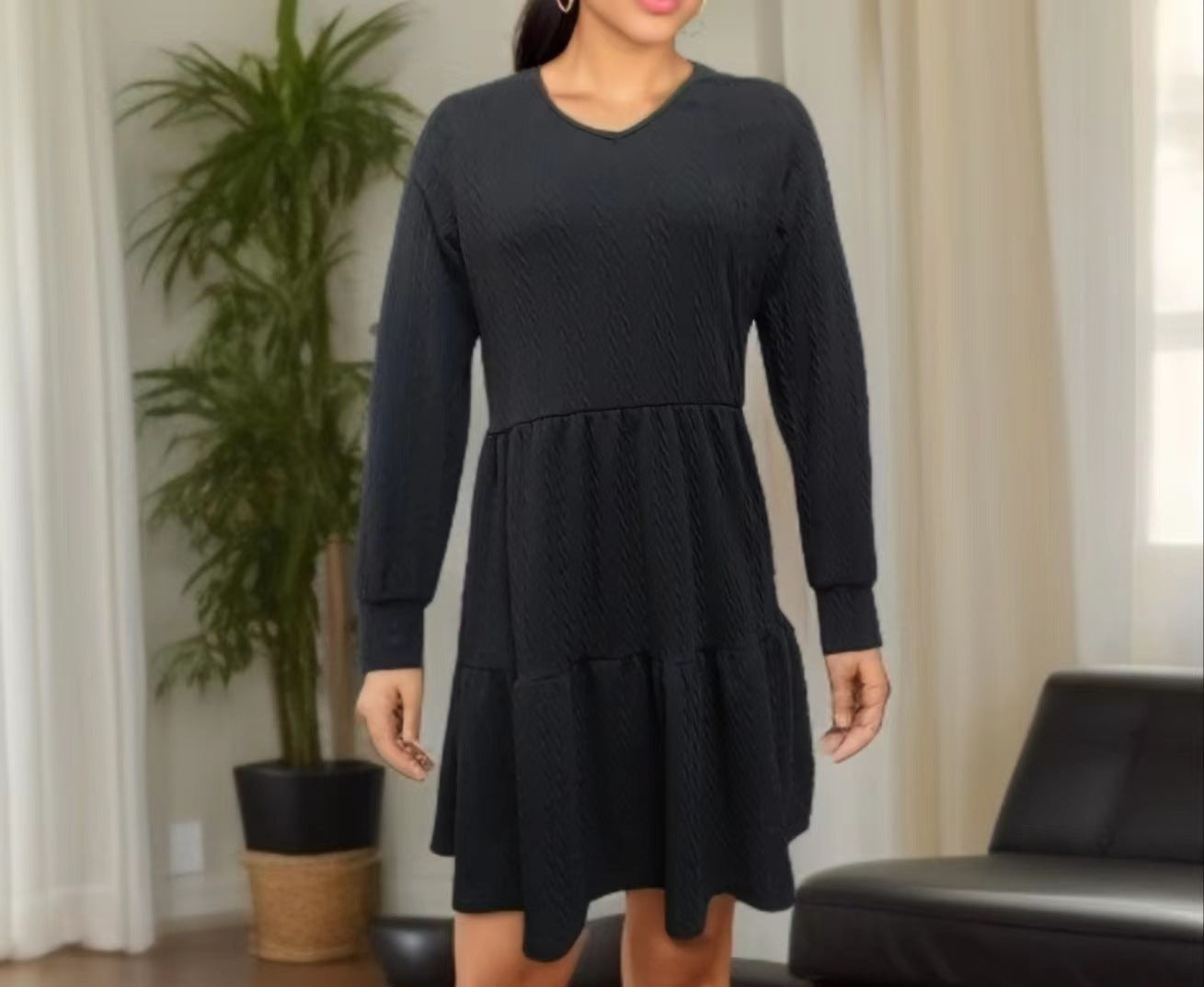 Damen lässiges Strickkleid mit voluminösem Saum und V-Ausschnitt