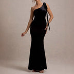 Damen Elegantes Maxikleid mit asymmetrischem Träger und figurbetontem Schnitt R&B