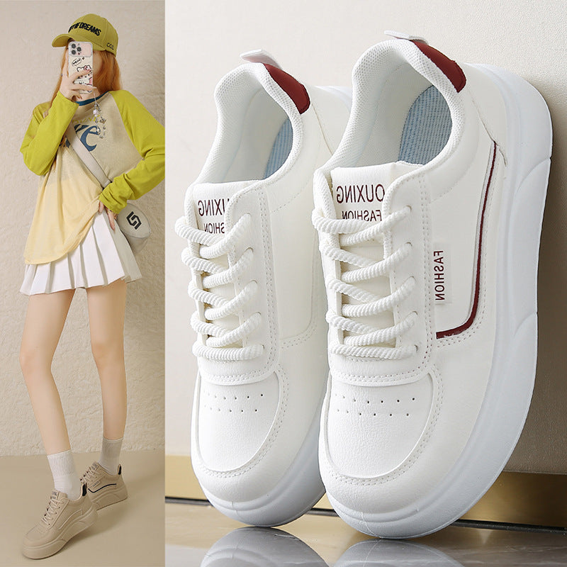 Damen modische Sneakers mit plattformierter Sohle und sportlicher Silhouette R&B