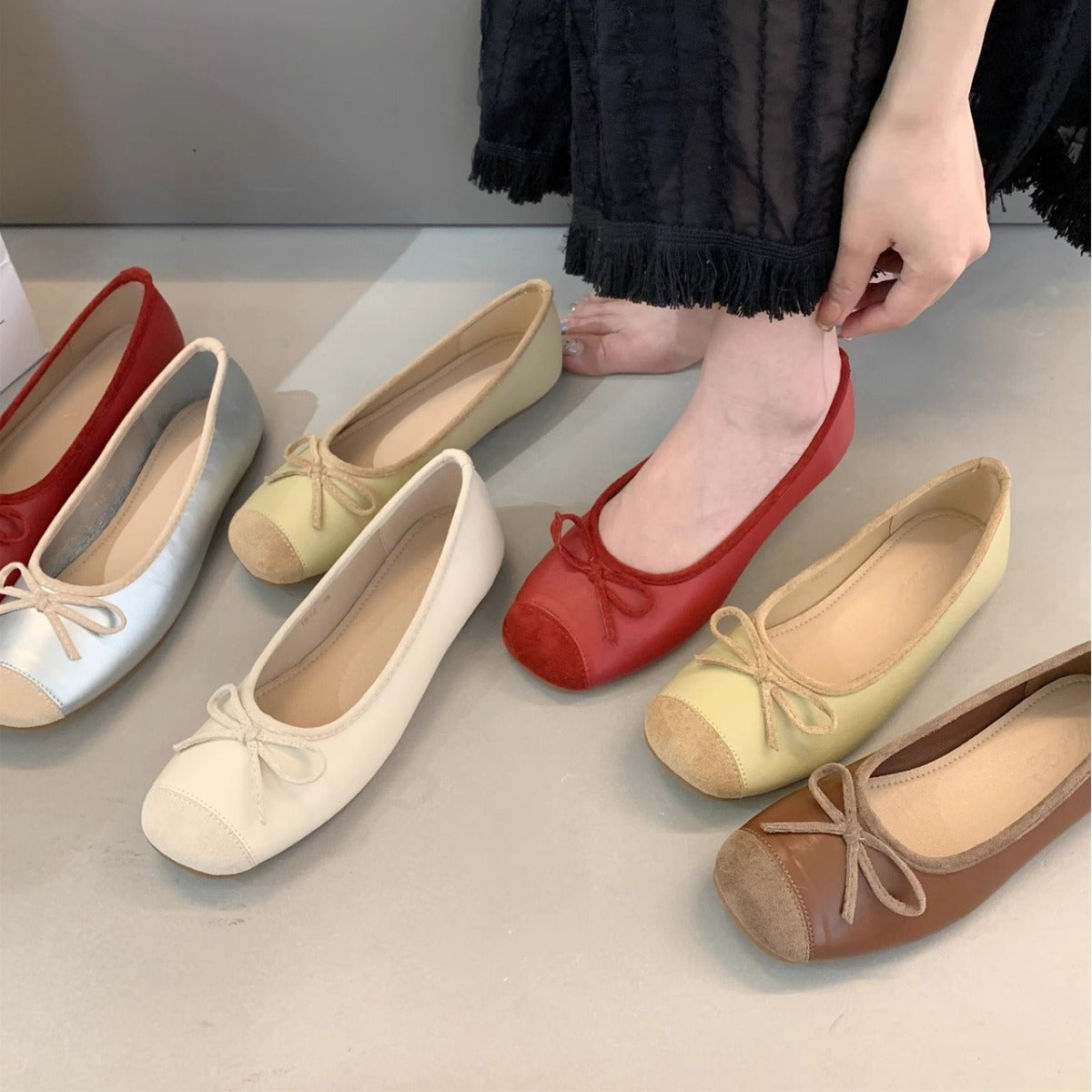 Damen Ballerina-Schuhe mit verstellbarem Schleifen-Detail R&B