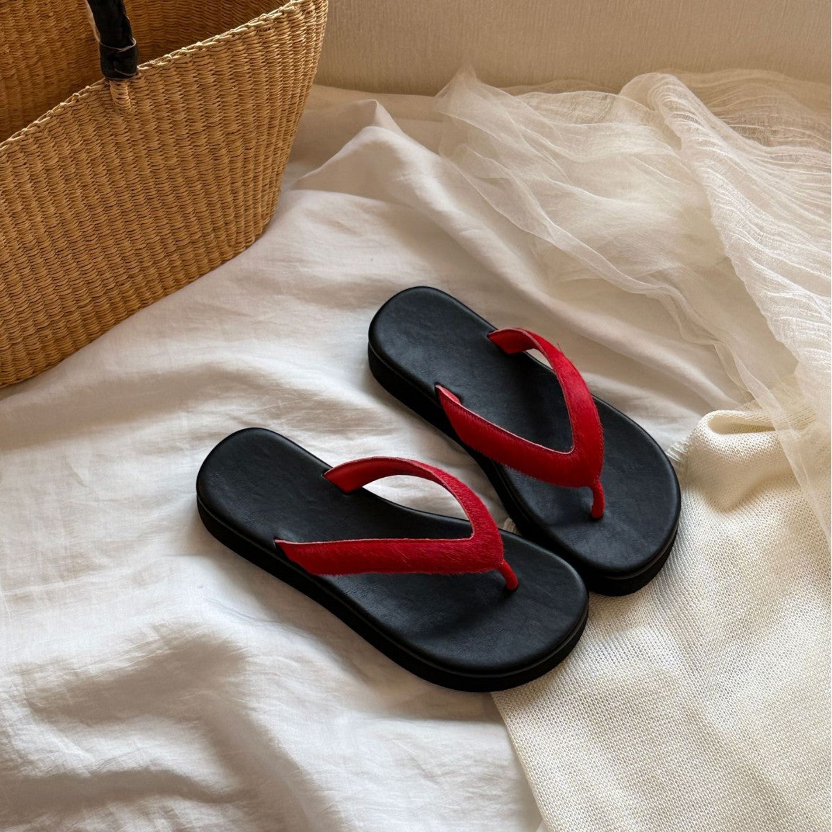 Damen Komfortable Zehentrenner-Sandalen mit ergonomischem Fußbett und rutschfester Sohle