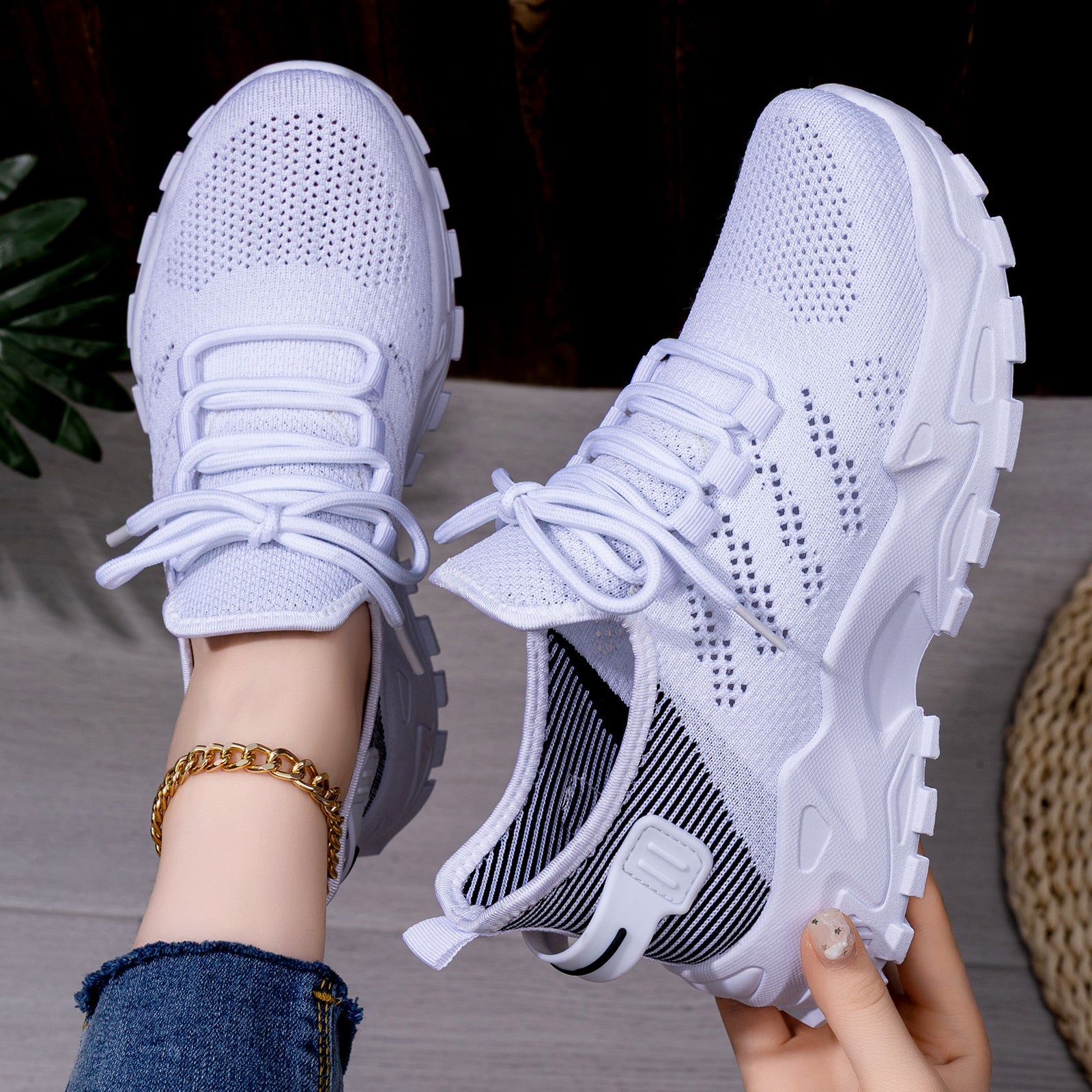 Damen Sneaker mit innovativem atmungsaktiven Design