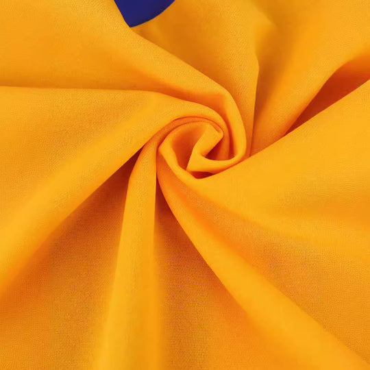 Damen Peplum Kleid mit kontrastierenden Akzenten und figurbetontem Schnitt R&B