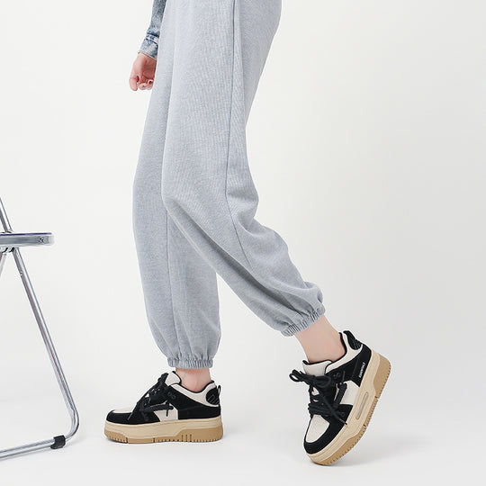 Damen Chunky Sneaker mit innovativem Schnürsystem und dämpfender Sohle R&B