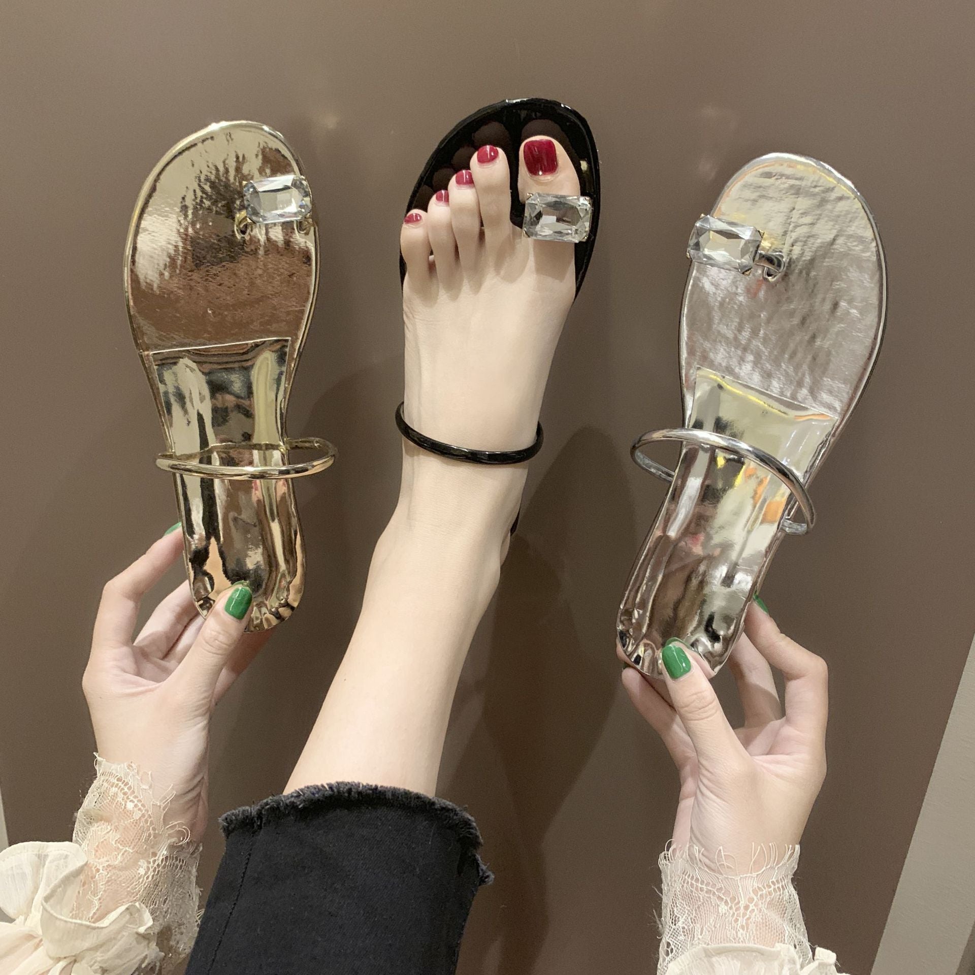 Damen glamouröse Flip-Flops mit funkelnden Kristallen EB