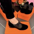 Damen elegante Slipper mit floralem Strassdesign und super bequemer Sohle R&B