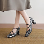 Damen Mary Jane Pumps mit elegantem Tiermuster und bequemem Blockabsatz