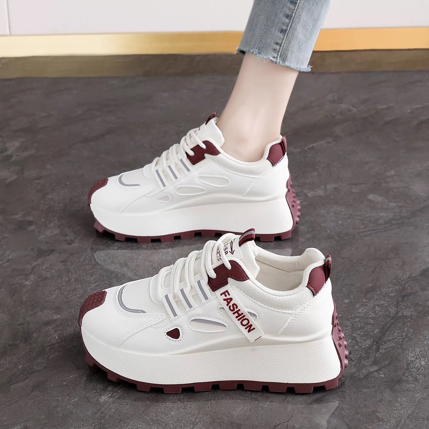 Damen Sportliche Plattform Sneakers mit rutschfester Laufsohle und atmungsaktivem Obermaterial R&B