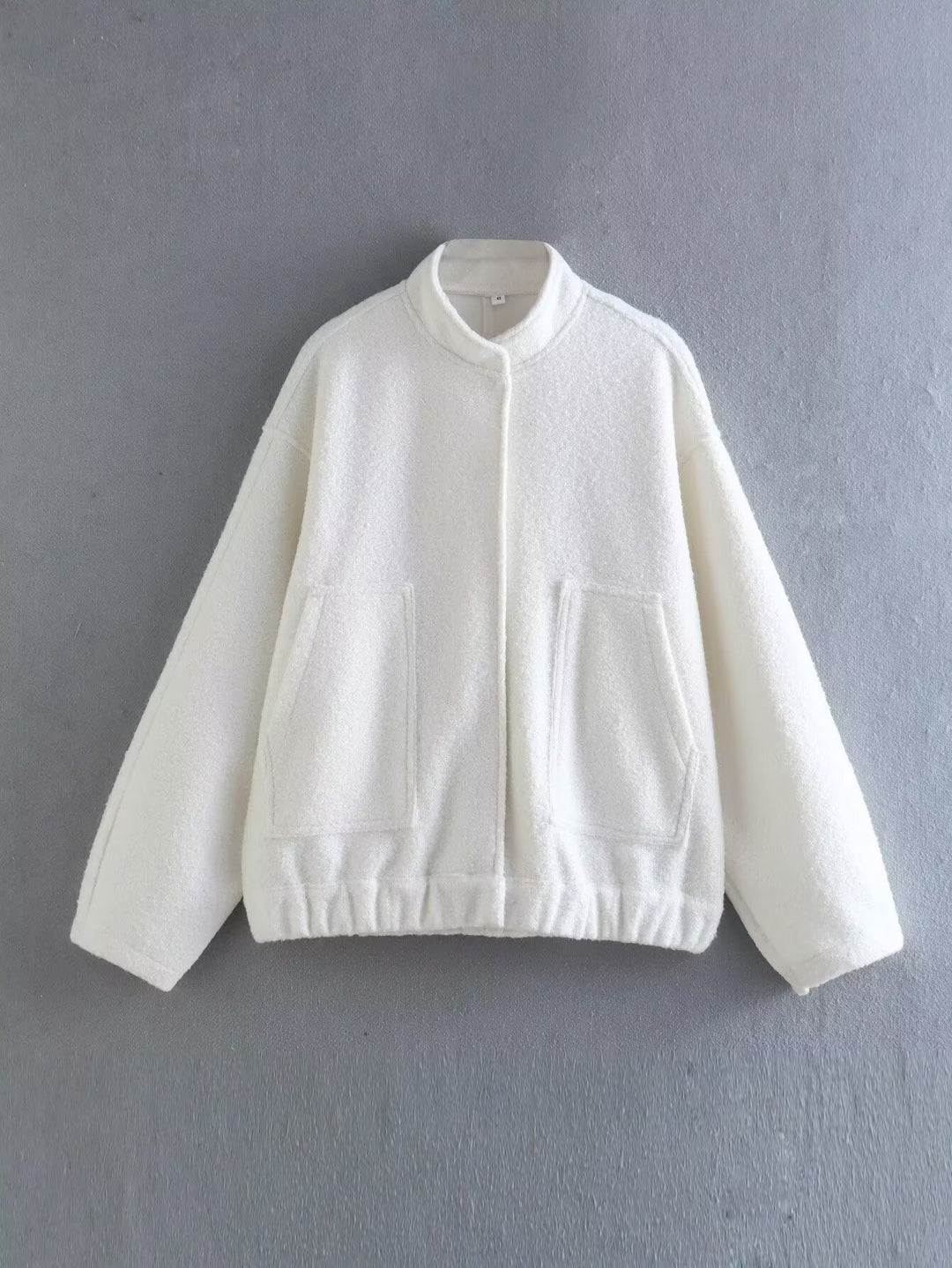 Damen gemütliche Sweatjacke mit hoher Kragenform und praktischen Taschen R&B