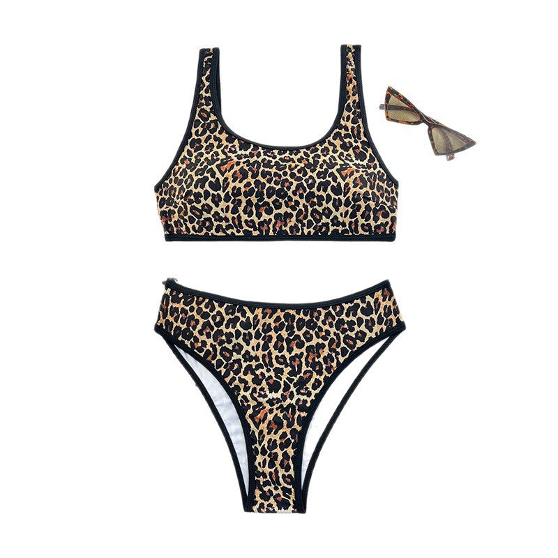 Damen Sportlicher Bikini im Leo-Look R&B