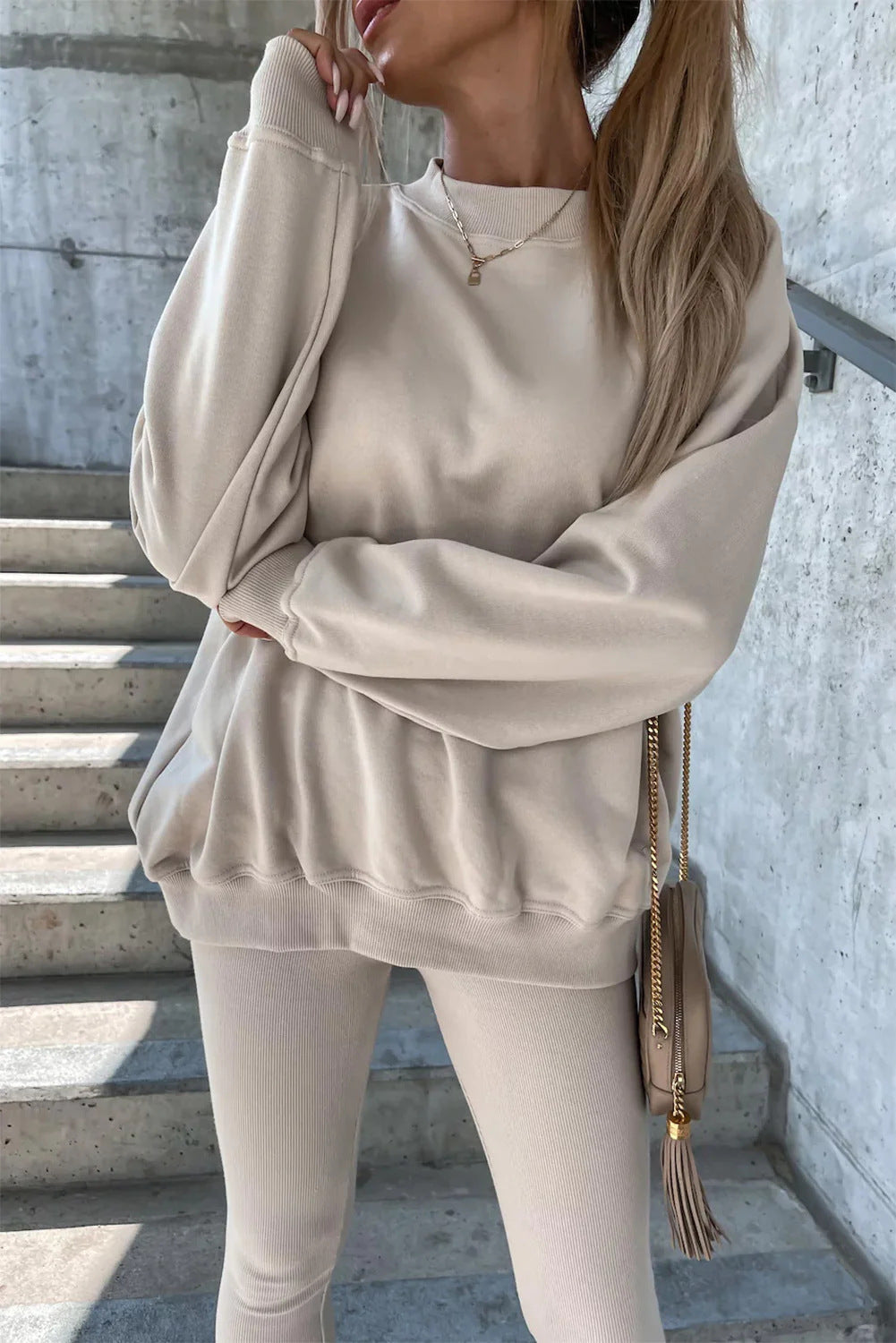 Damen Oversized Sweatshirt mit weitem Schnitt und strukturierten Ärmeln R&B