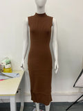 Damen-Turtleneck-Maxikleid aus elegantem Rippenstrick R&B