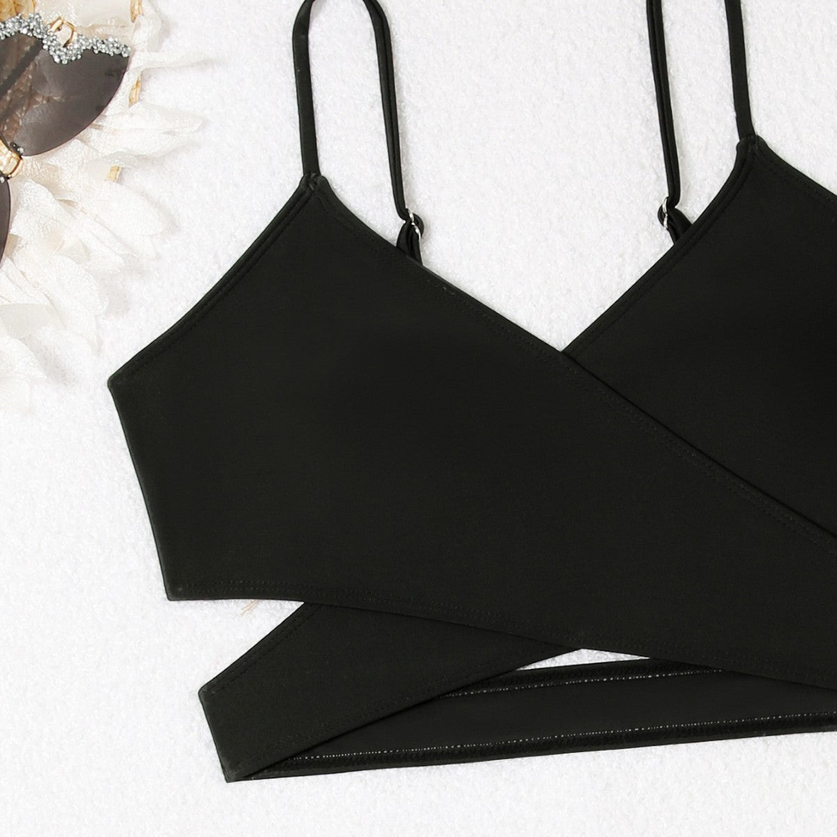 Damen Triangel-Bikini mit elegantem Wickelrock R&B