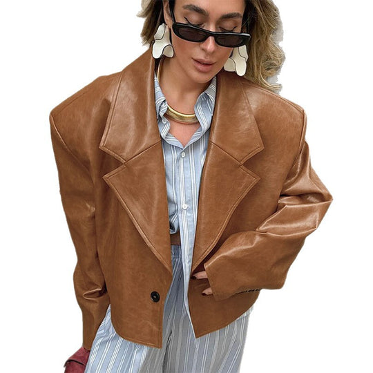 Damen Kunstlederjacke im oversized Stil mit strukturierten Details R&B