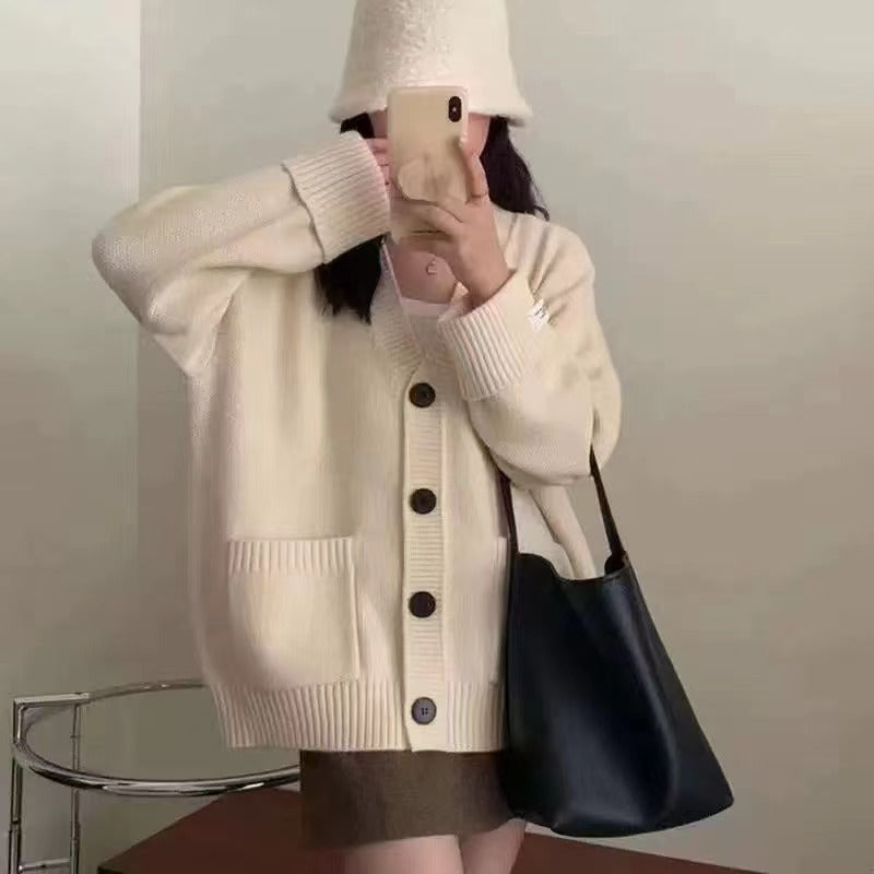 Damen Grob gestrickter Cardigan mit großen Taschen und tiefem V-Ausschnitt R&B