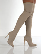 Damen Overknee Stiefel mit elegantem spitzem Absatz und modischem Strickdesign R&B