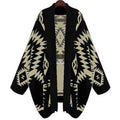 Damen Strickponcho mit auffälligem geometrischem Muster R&B