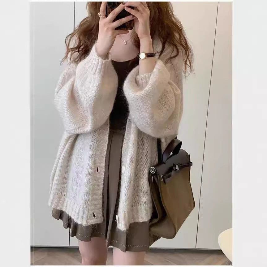Damen Strickjacke im lässigen Oversized-Stil mit voluminösen Ärmeln und praktischen Taschen R&B