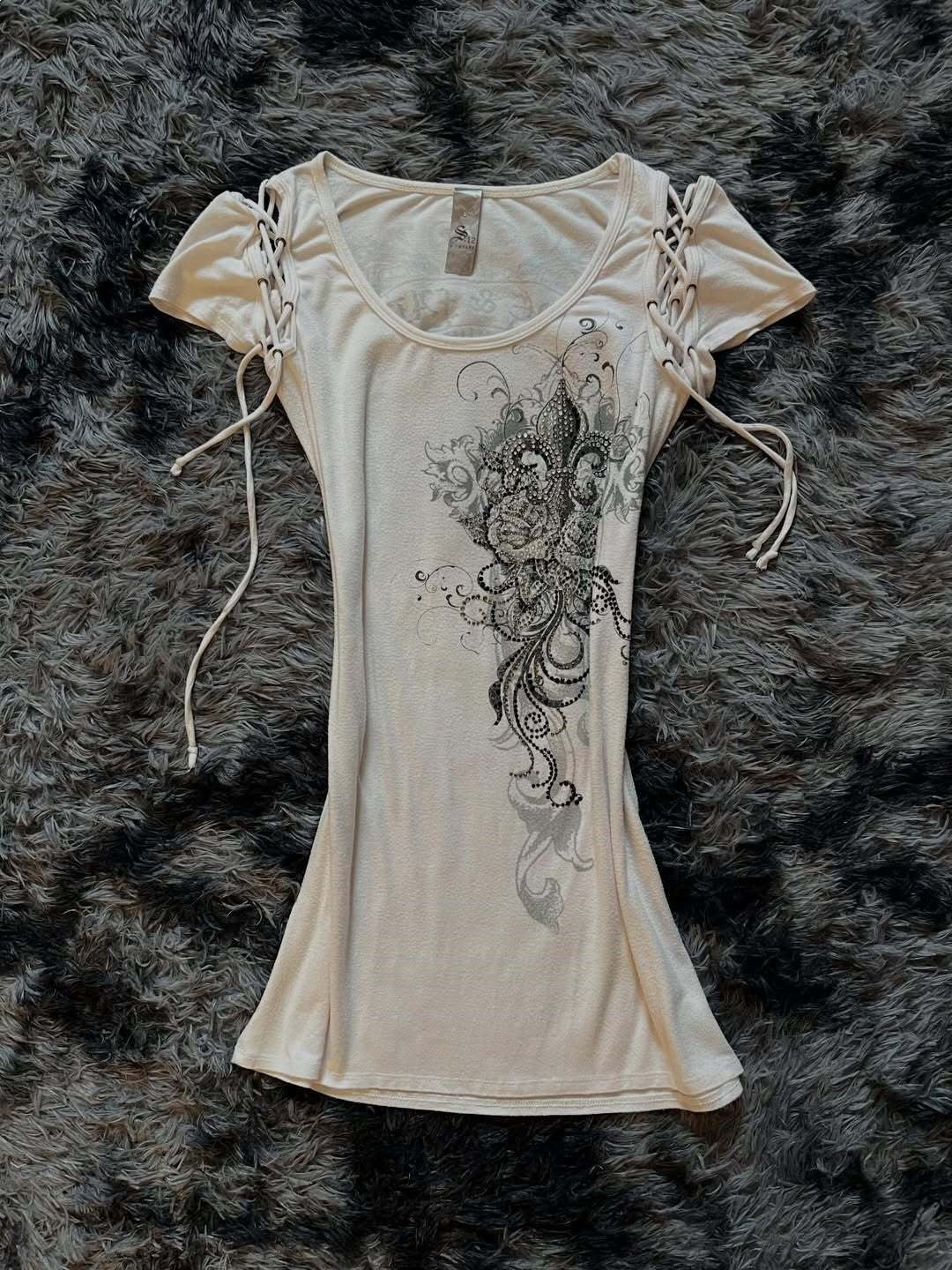 Damen Elegantes T-Shirt mit dekorativen Schnürdetails R&B