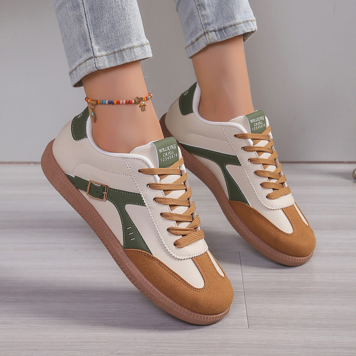 Damen Sportliche Sneakers im retro-inspirierten Design mit atmungsaktiver Mesh-Oberfläche R&B