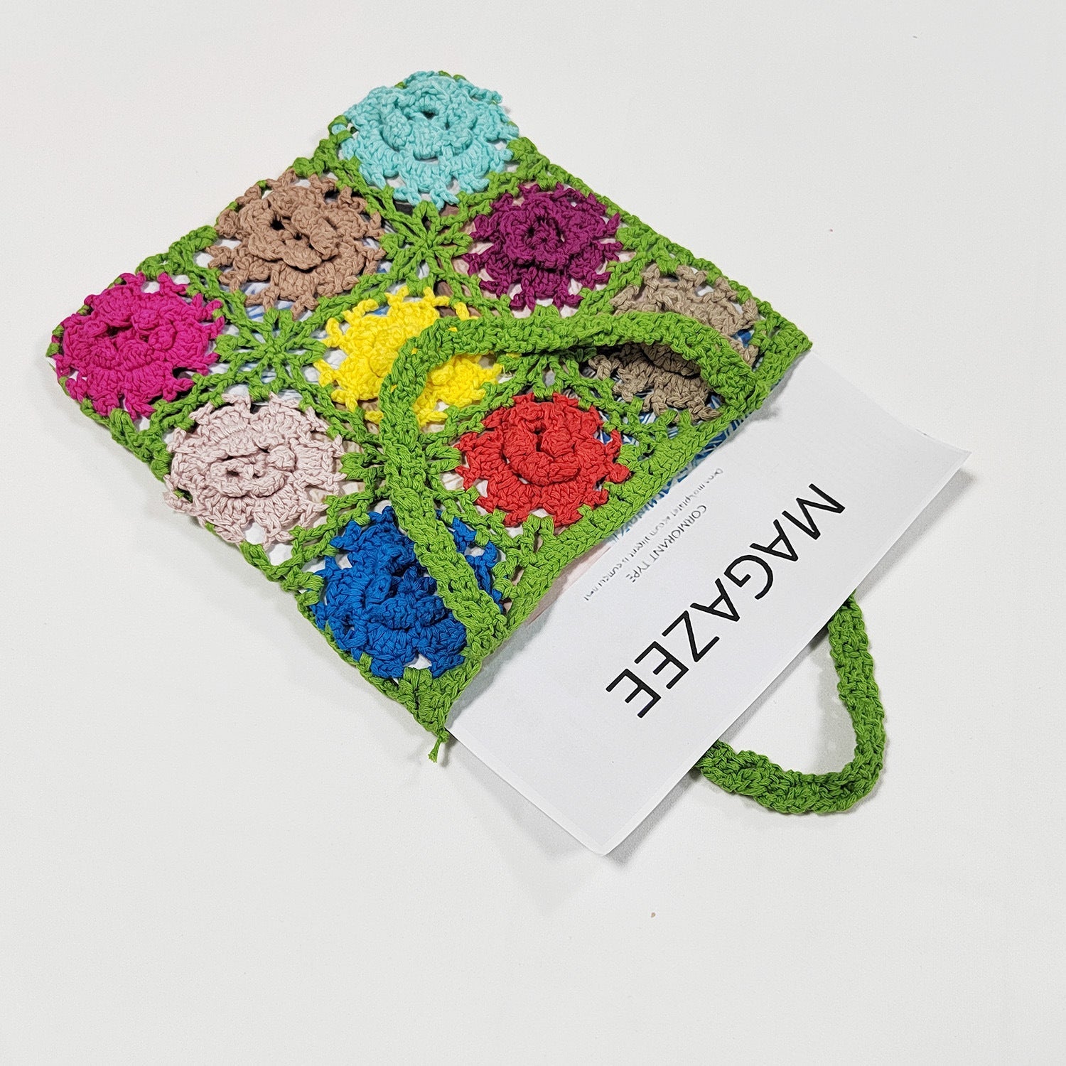 Damen gehäkelte Handtasche mit buntem Blumenmuster R&B