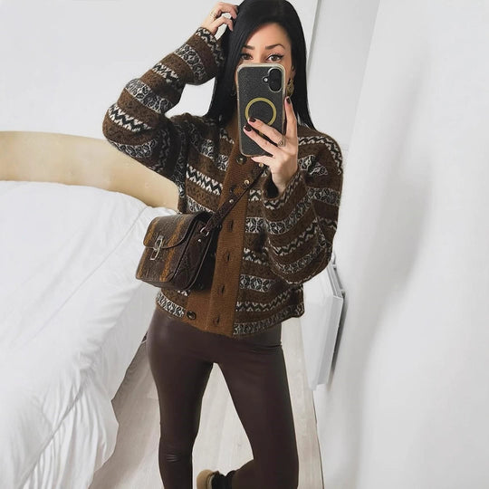 Damen Jacquard Strickjacke mit Knopfleiste und modischem Muster R&B